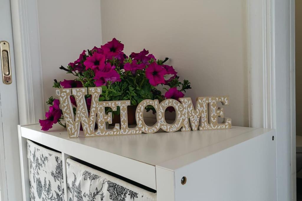 Sea View Apartment "Elise" ลูตรากี ภายนอก รูปภาพ